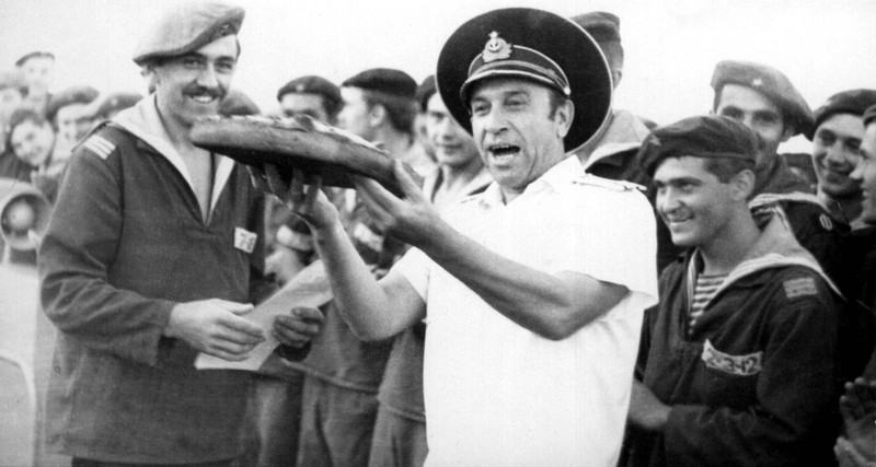Кому свежую пиццу? (командир Пинчук М.Ф.) (фото В.Яблонского)