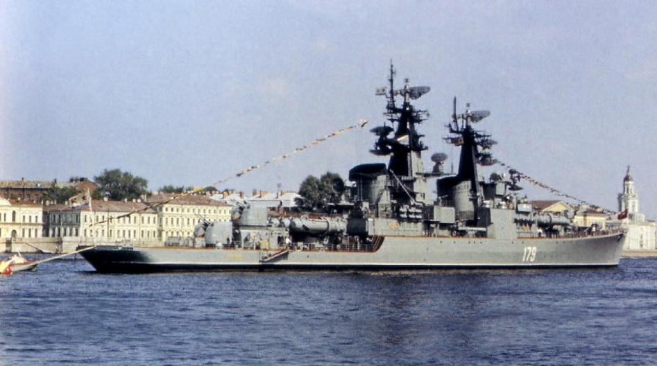 1986 год Нева. На параде