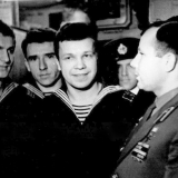 Юрий Гагарин на нашем крейсере. 1965 год.