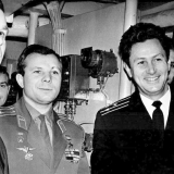 Юрий Гагарин на нашем крейсере. 1965 год.