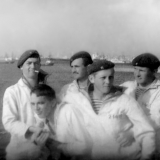 АЛЕКСАНДРИЯ. Слева Г.Топтыгин, В.Перегородиев, В.Вилинский, Н.Андреев, "карпуха"