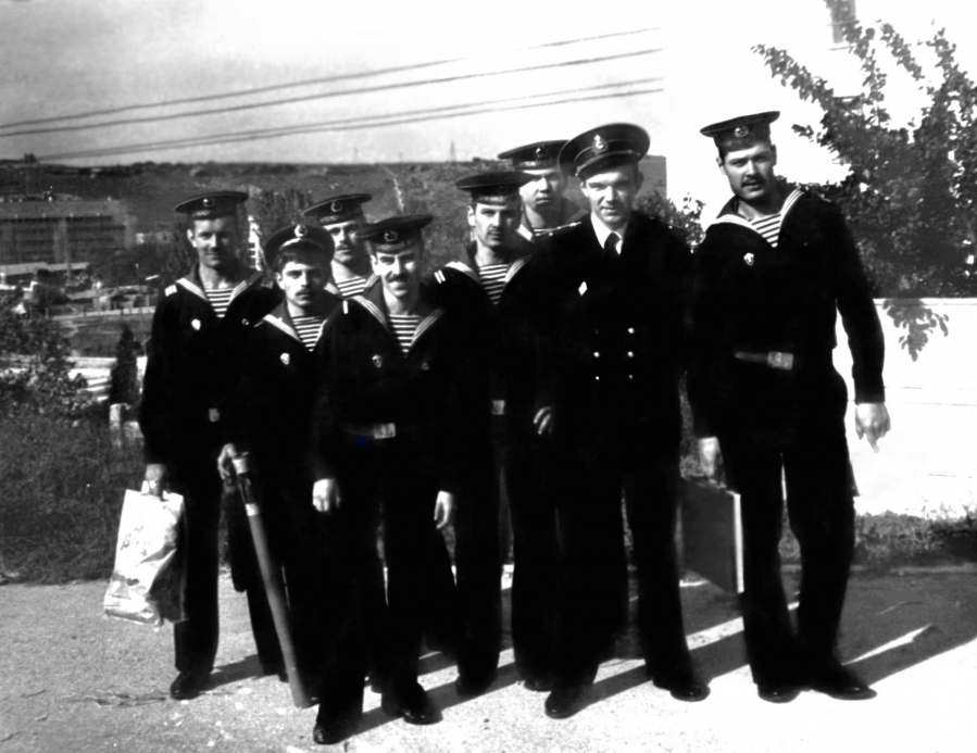 Л/состав БЧ-5  в городе Севастополе октябрь 1982 года
