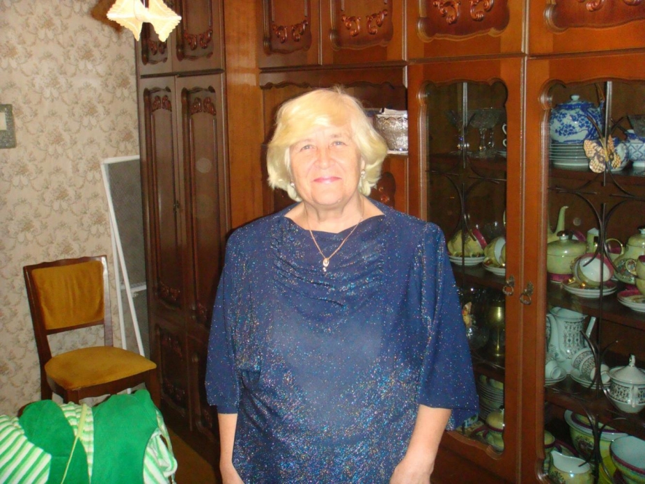 НОВЫЙ  2009  ГОД  АННА  ПЕТРОВНА   ДОМА