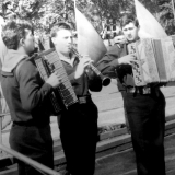 Из корабельного оркестра, в центре, вроде, Борисенко  ДМБ 1989 осень