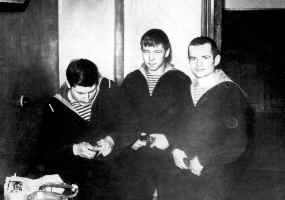 Володя Оленин в учебке
